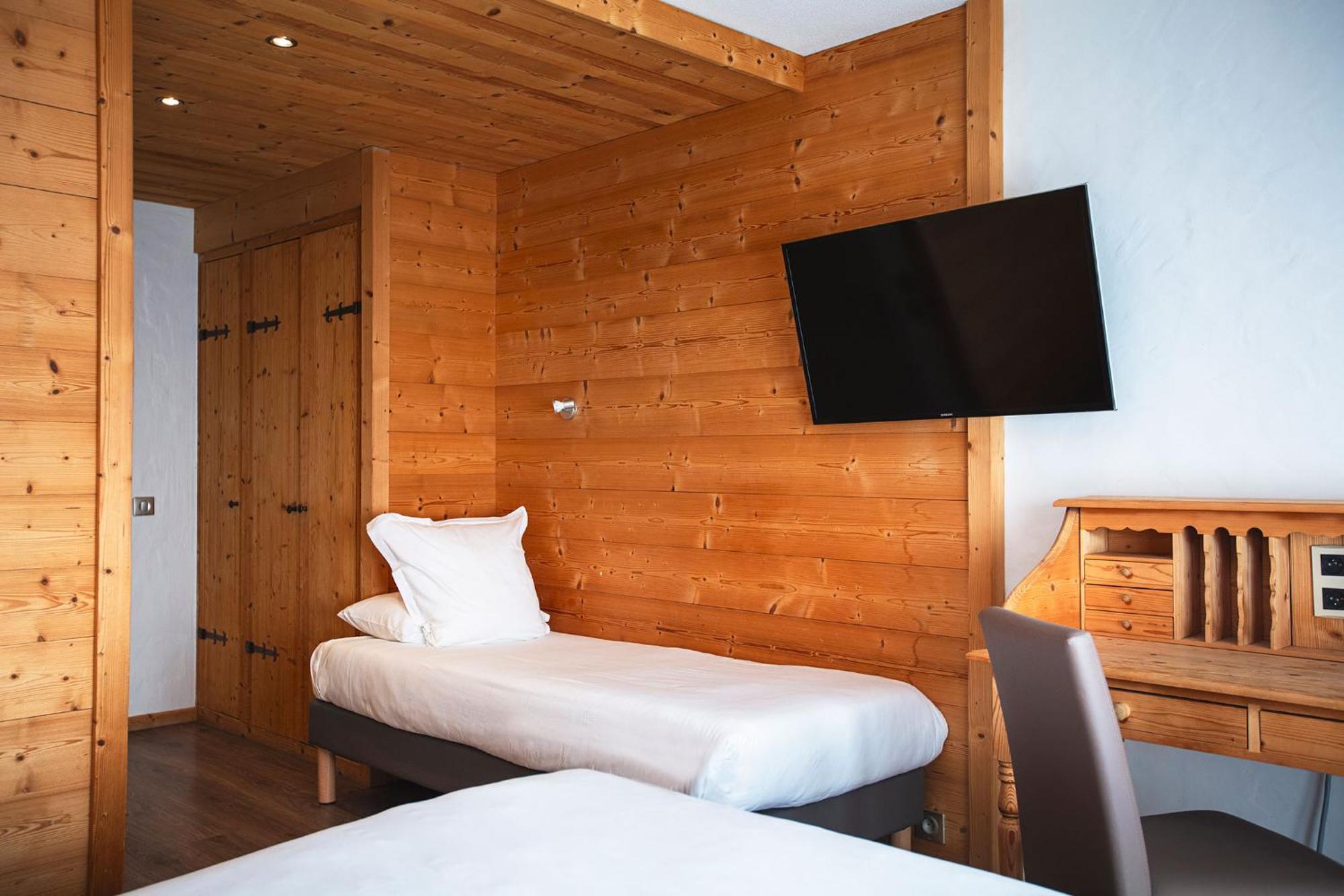 Hotel Alpen Roc La Clusaz Exterior foto